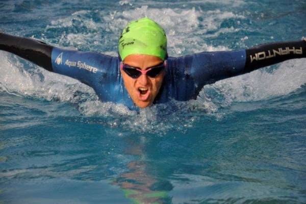 ultra swimming mit der Power von HOFMANN Sportgetränke